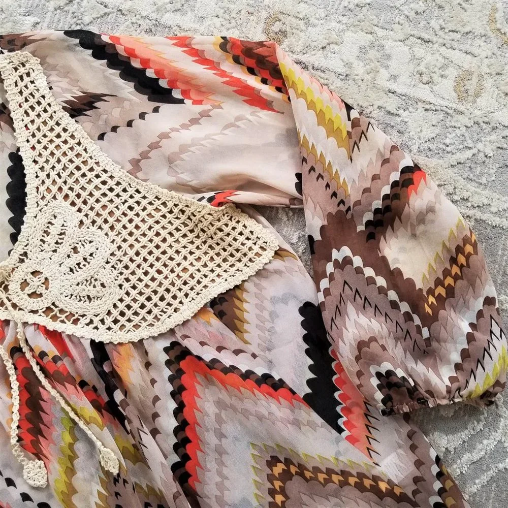 Umgee Brand Top Blouse Tan Brown Coral Chartreuse Multi Chevron Print Size 1XL - Picture 8 of 12